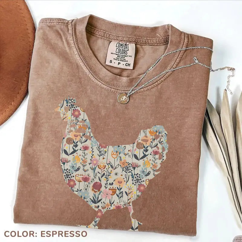 Comfort Colors Funny Chicken Shirt, Floral Farm T-Shirt, Retro Farmhouse Hen Tee, Cute Chicken Lover Gift for Women, Backyard Farm Aesthetic Top