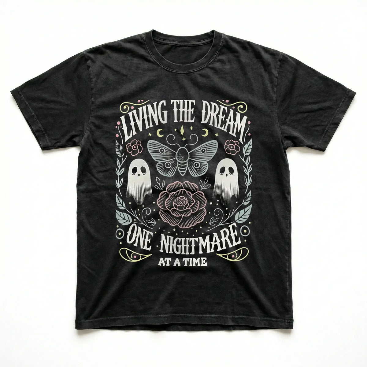 Women's Soft Fabric Vintage-Inspired Streetwear Short-Sleeve T-Shirt - "Living The Dream 1 Nightmare At A Time" Graphic, Loose Casual Chic Everyday Tee, Spring Glow Up, Outdoor Fun